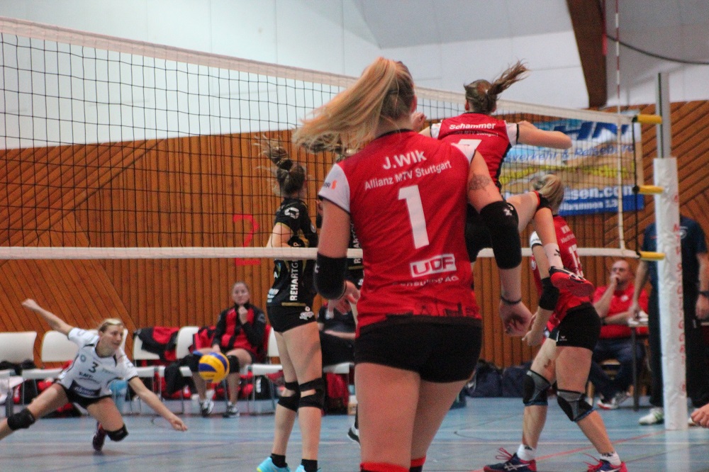 Volleyballerinnen verlieren in Stuttgart mit 0:3
